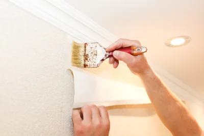Pose de papier peint à Menville — revêtements muraux et toiles de verre